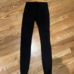 Lululemon Fast and Free size 2 tights 28 inch length